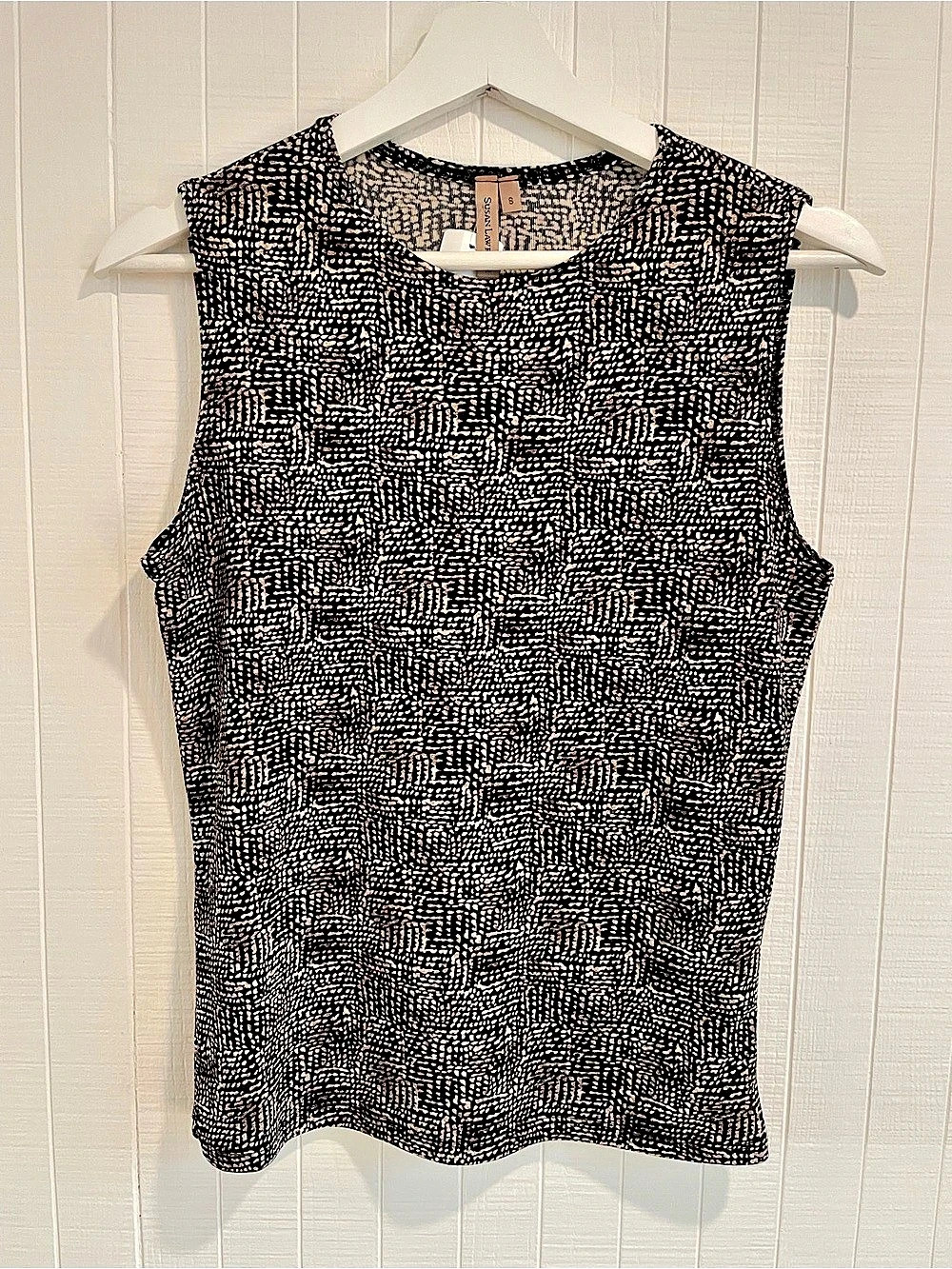 Susan Lawrence Geometric Sleeveless Top in Black & Cream Size Small Like